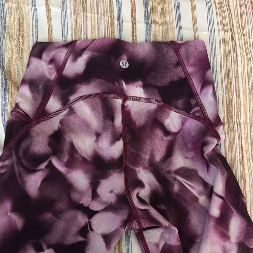 Lululemon EXCELLENT CONDITION BLUSH BLOSSOM ALPINE WHITE 25” 7/8 - Picture 2 of 9